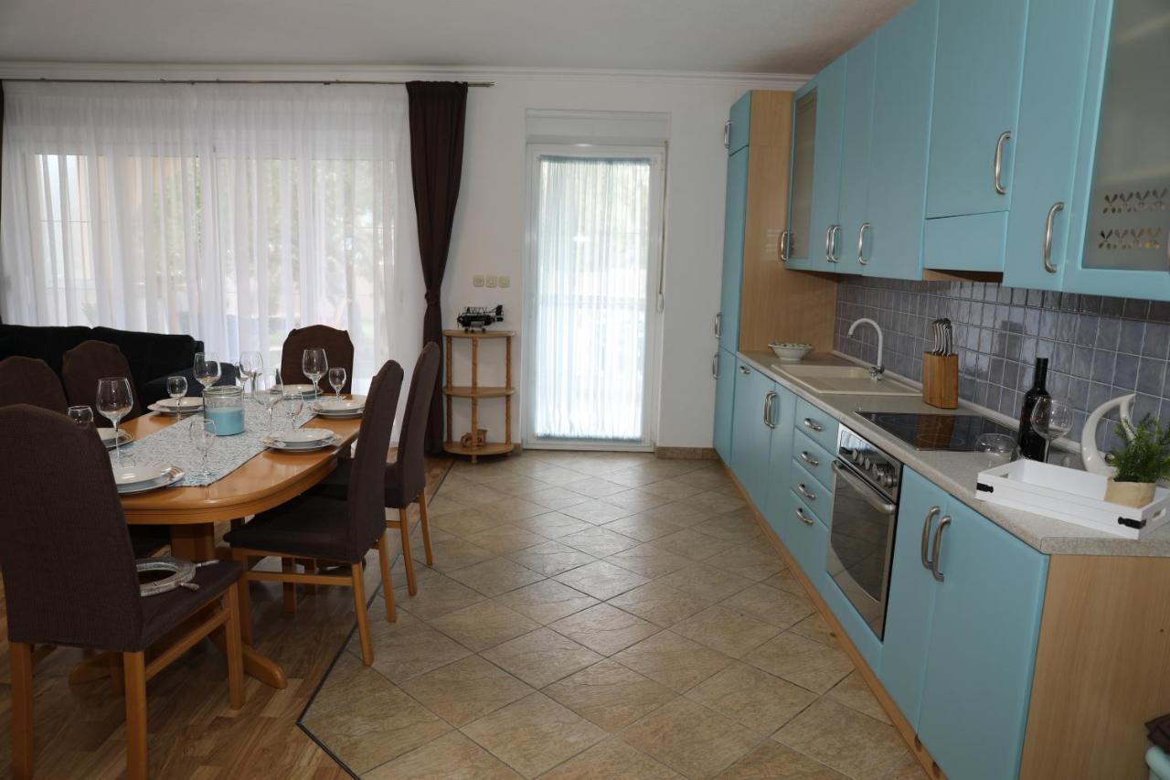 Apartmani Delac Vodice Exterior foto