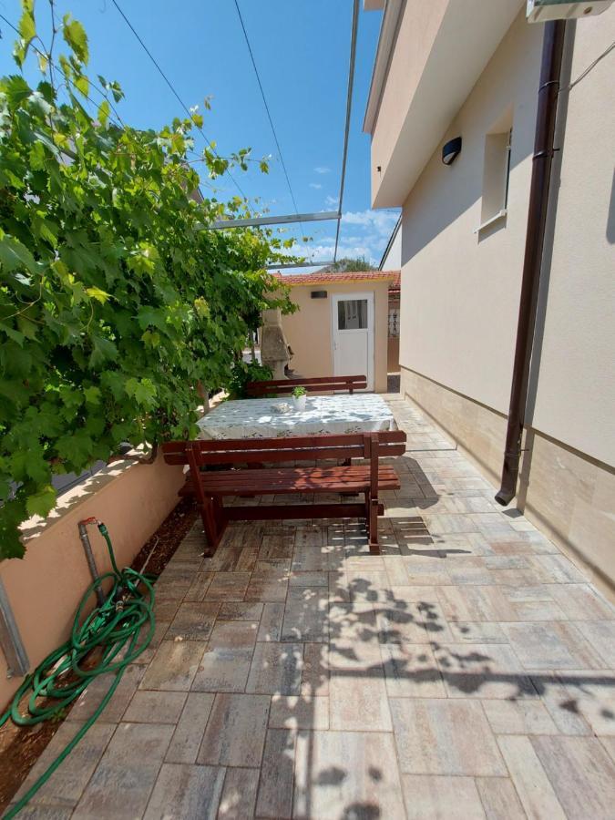 Apartmani Delac Vodice Exterior foto
