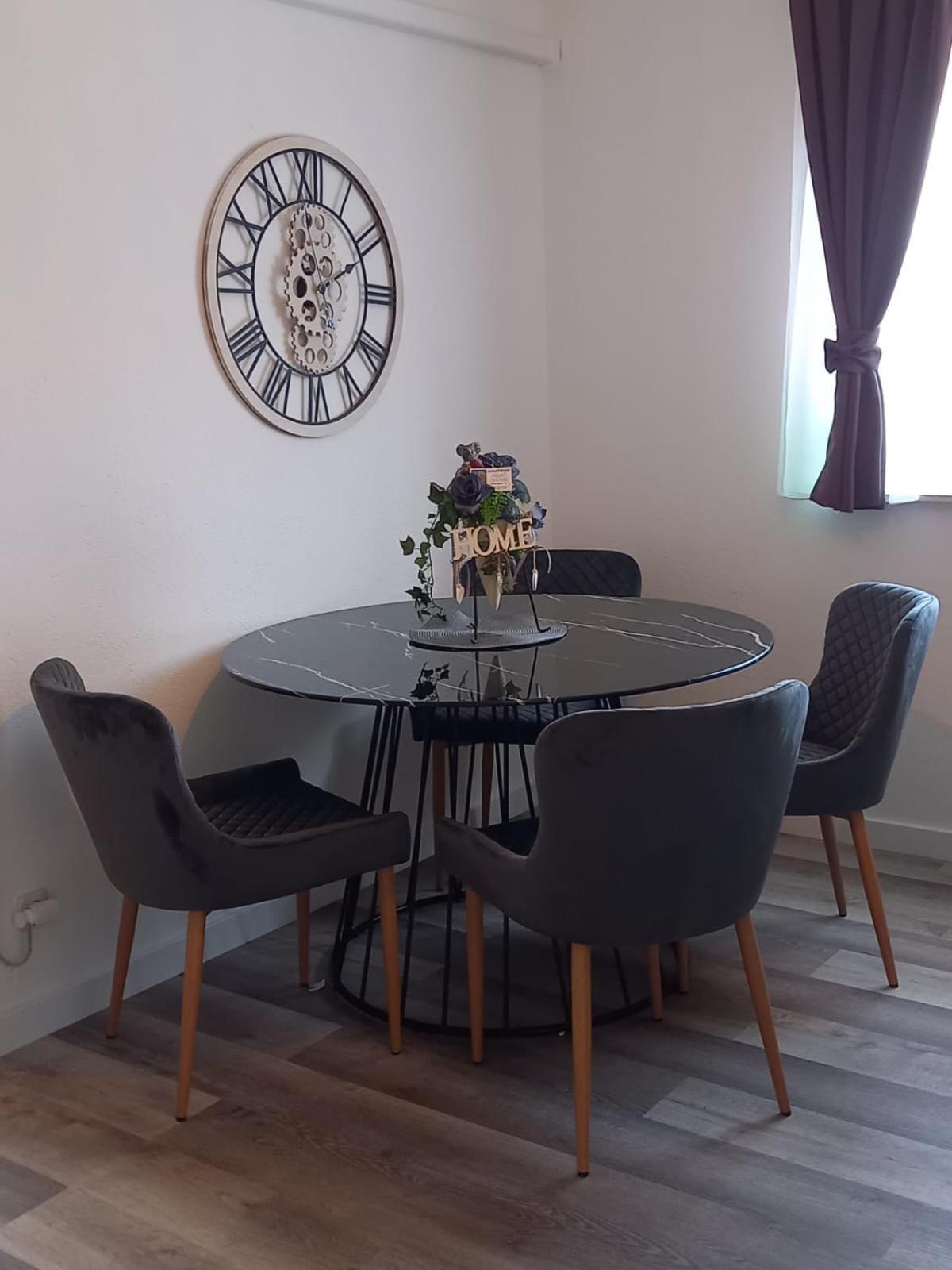 Apartmani Delac Vodice Exterior foto